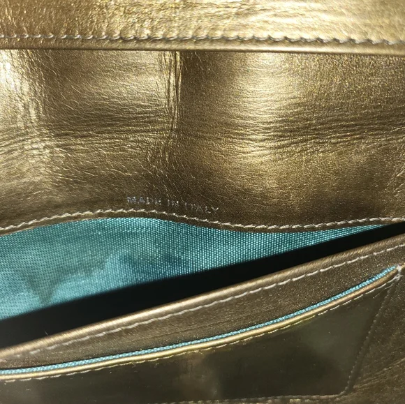 (SOLD)Authentic Chanel Paris New York travel line long wallet. - Picture 9 of 10